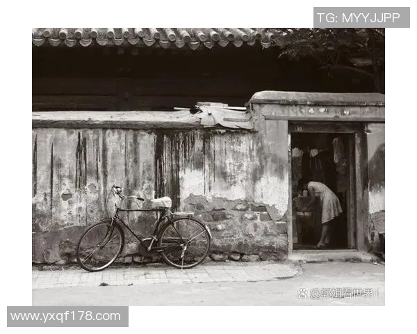 岁月无情足球明星的老去与回忆定格在镜头之中